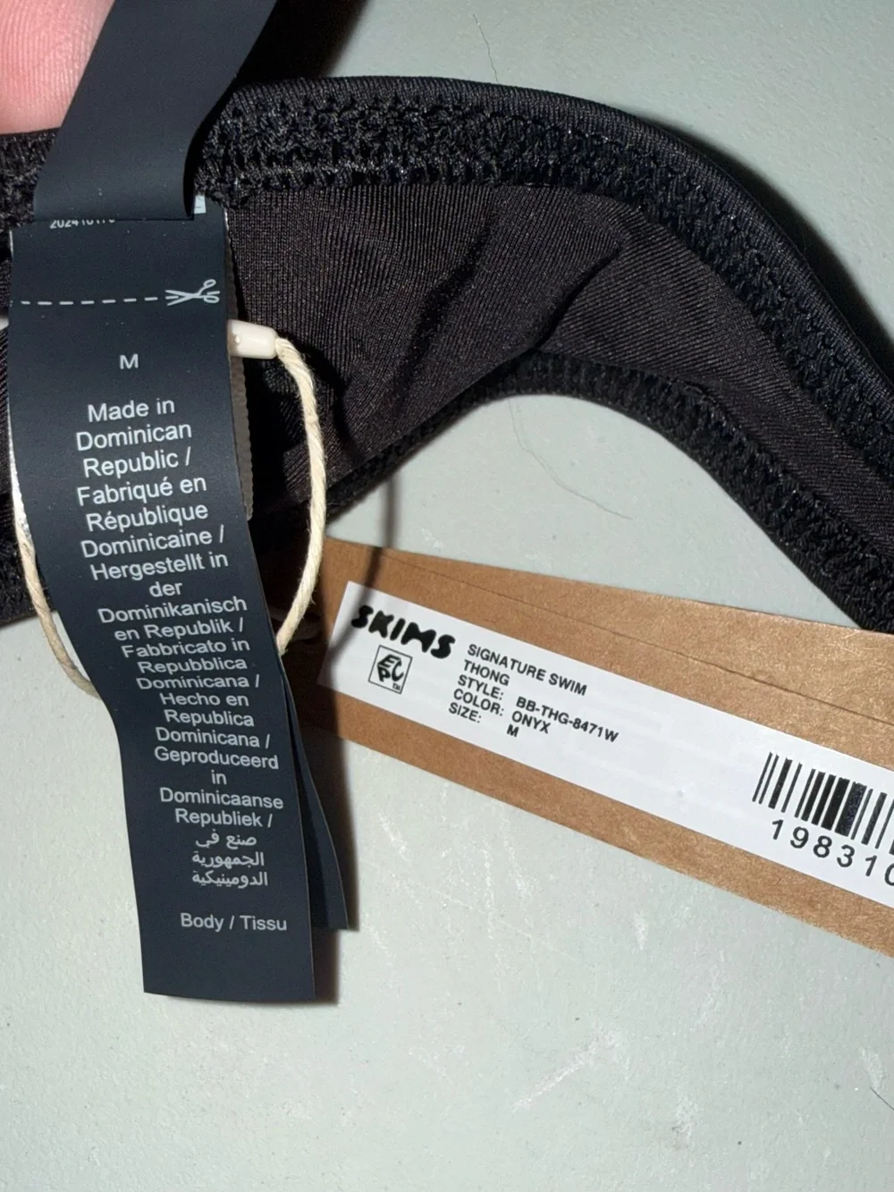 Skims Signature Swim Thong Onyx Medium